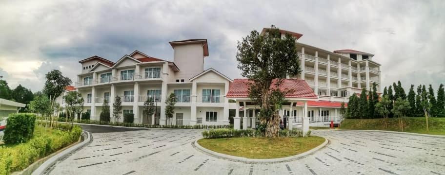 Hotel Casuarina@Kuala Kangsar Zewnętrze zdjęcie